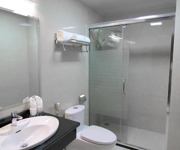 Khach San Victory Hotel