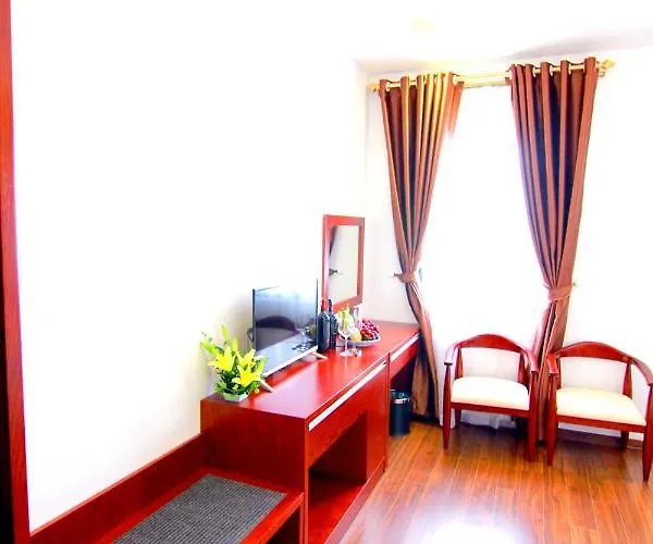 Hotel Khach San Victory 3*